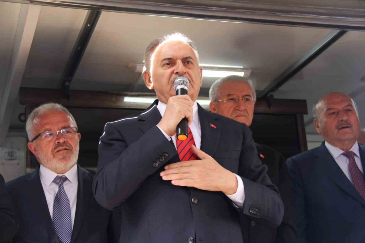 Yıldırım bayramlaşma programına katıldı