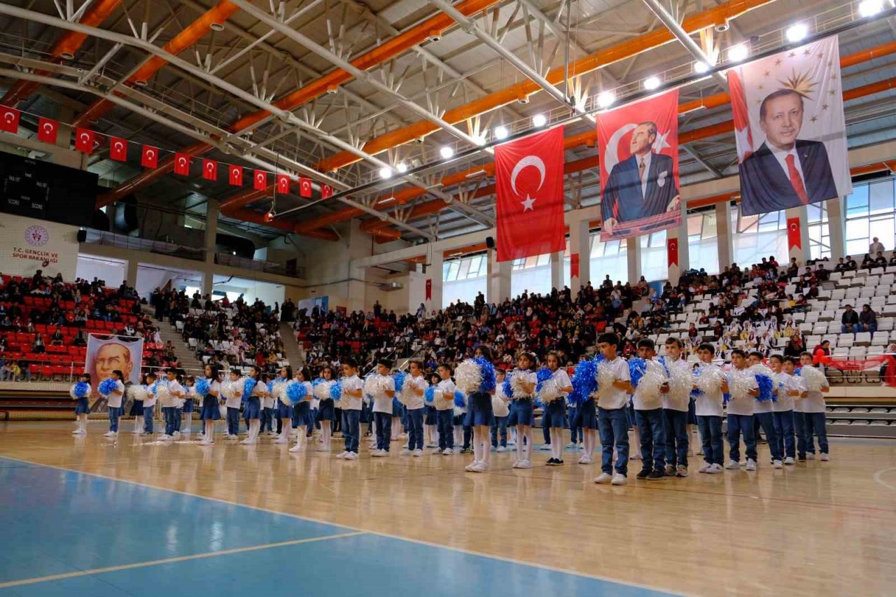 23 Nisan Erzincan’da coşkuyla kutlandı