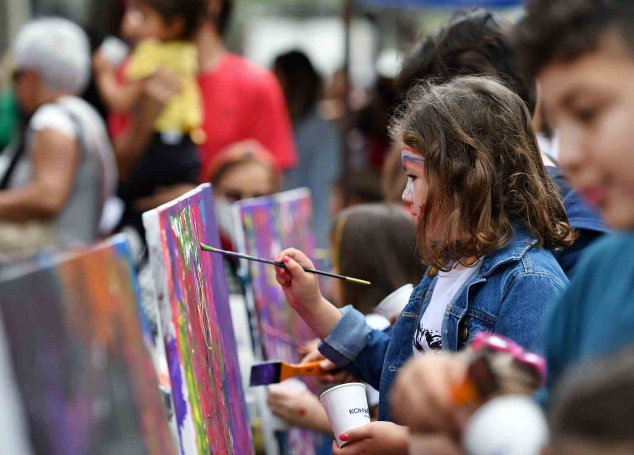 Konyaaltı’nda 23 Nisan coşkusu
