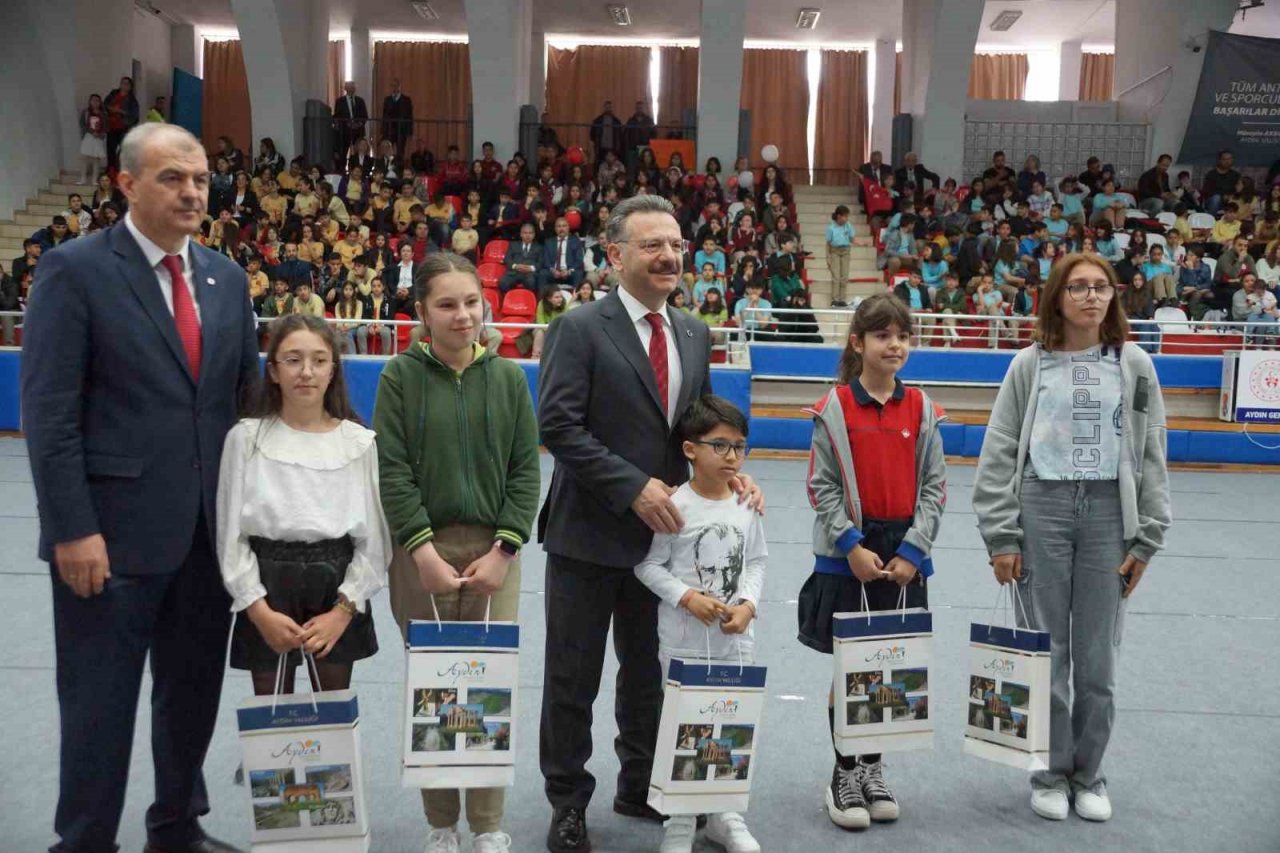 Aydın’da 23 Nisan coşkuyla kutlandı