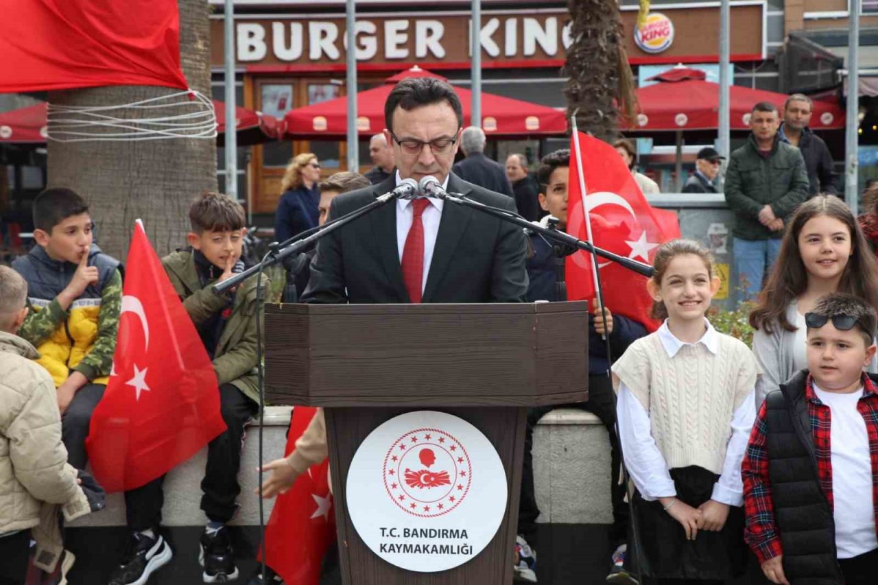Bandırma’da 23 Nisan coşkuyla kutlandı