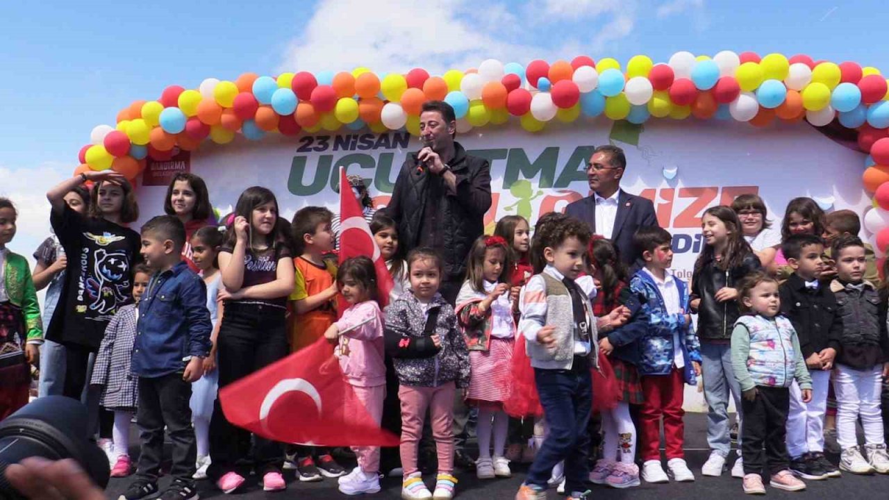 Bandırma’da uçurtma şenliği