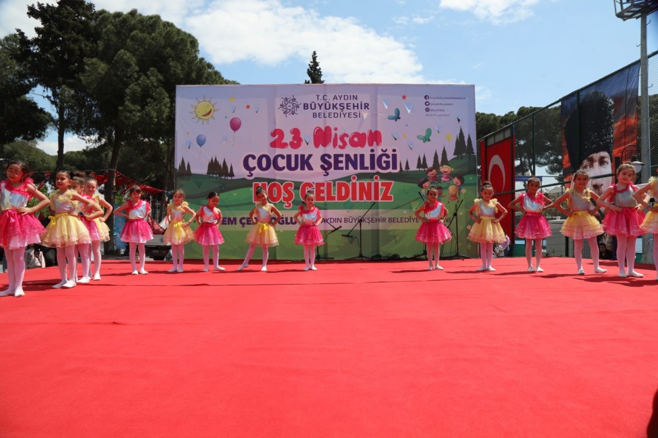 Başkan Çerçioğlu, Aydın Tekstil Park’ta çocuklar ve aileleriyle buluştu