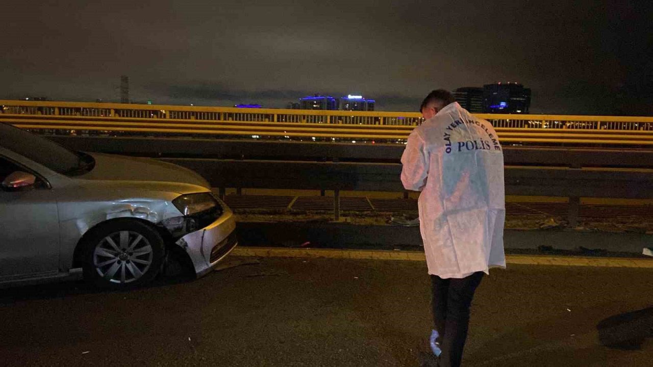 Kağıthane’de otoyolda duran otomobile çarpıp kaçtı: 1 ölü
