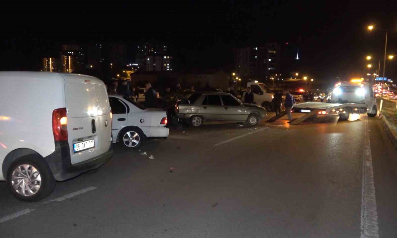 Alkollü vatandaş bayram trafiğini birbirine kattı, 4 araca kaza yaptırdı: 3 yaralı