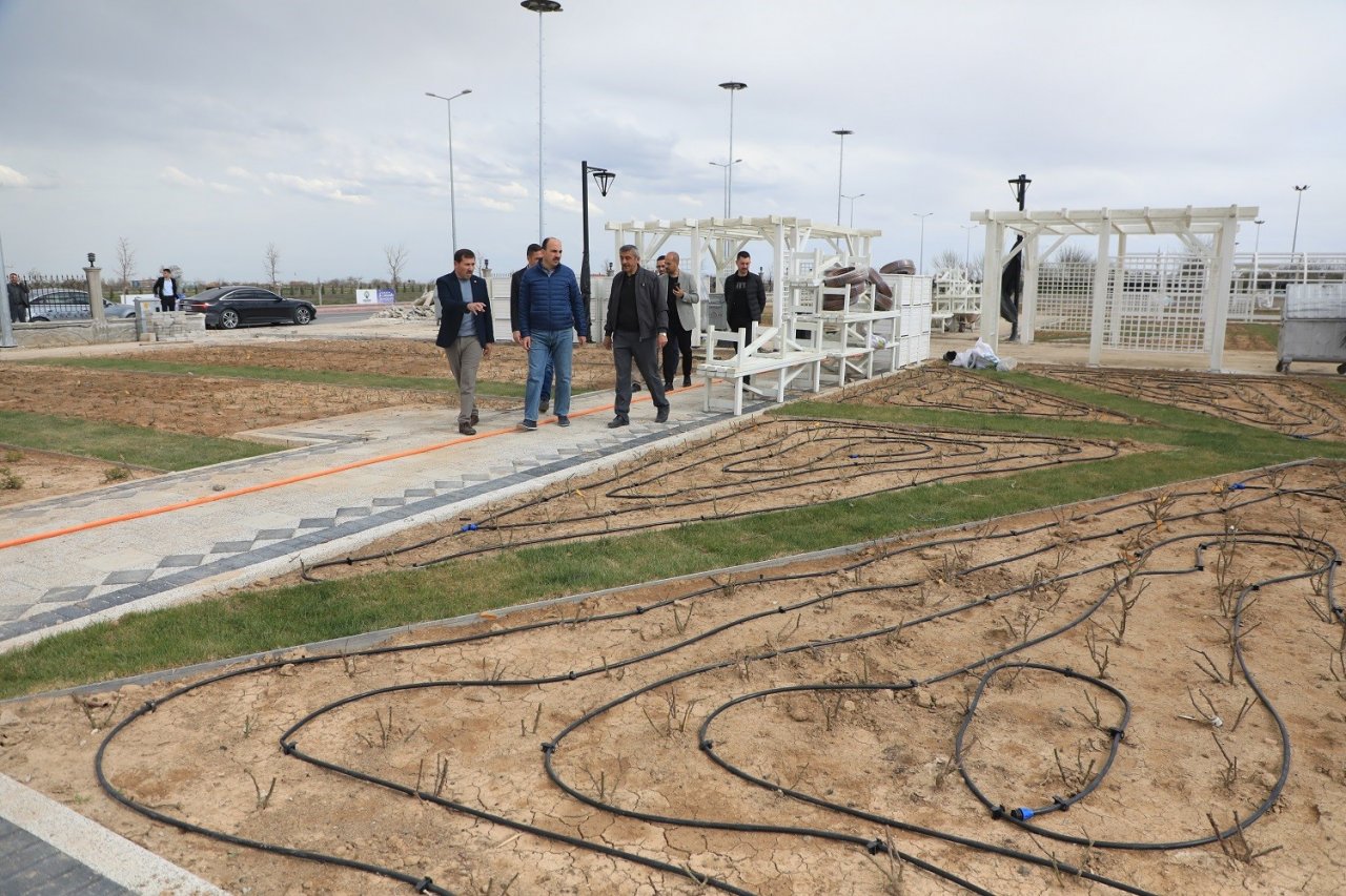 Konya’nın güzelliğine güzellik katacak Karatay Gül Bahçesi’nde sona doğru