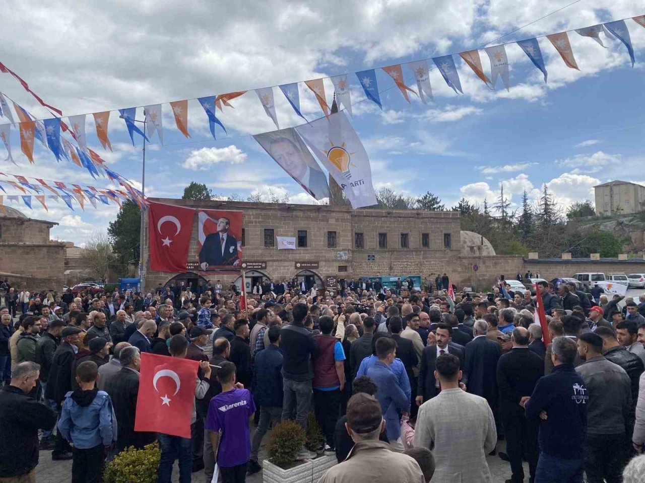 Bakan Akar: "Büyük ve Güçlü Türkiye İçin Hep Beraber Çalışıyoruz"