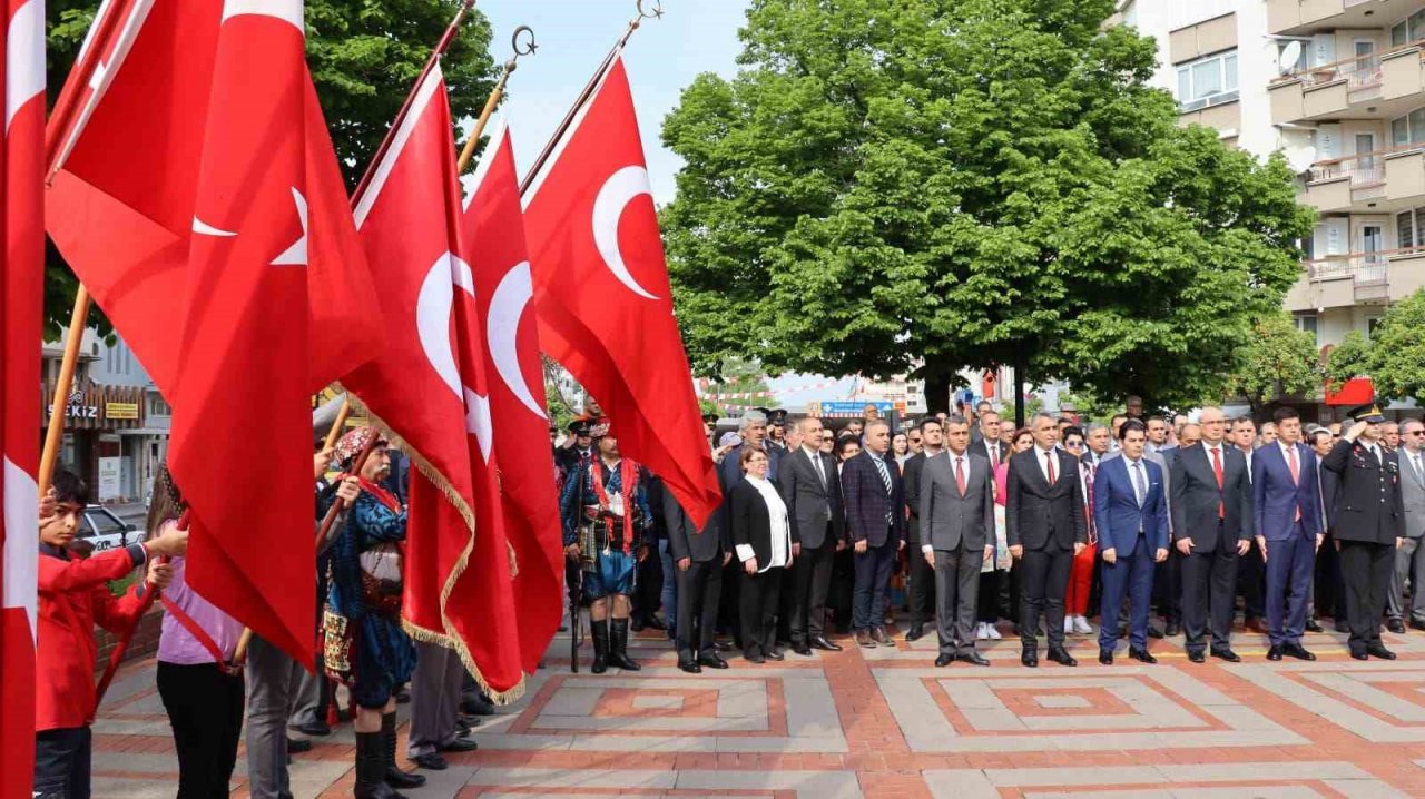 Nazilli’de 23 Nisan şenlikleri düzenlendi