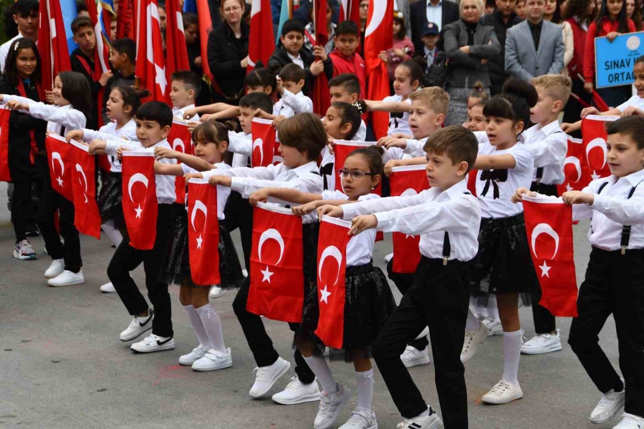 Söke’de 23 Nisan Ulusal Egemenlik ve Çocuk Bayramı kutlandı