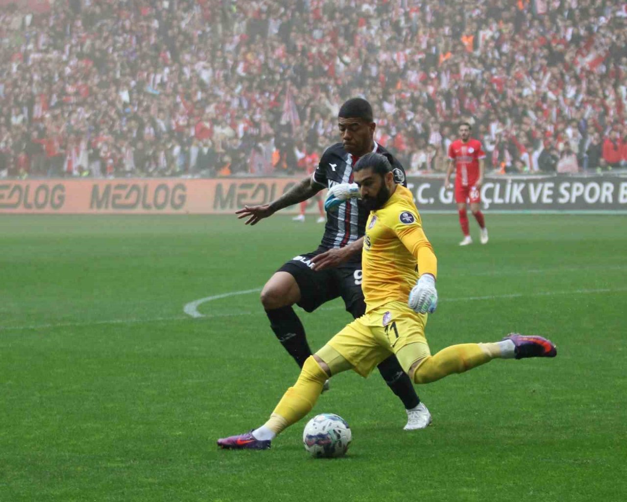 Samsunspor, Süper Lig’e lider yükselmeyi garantiledi