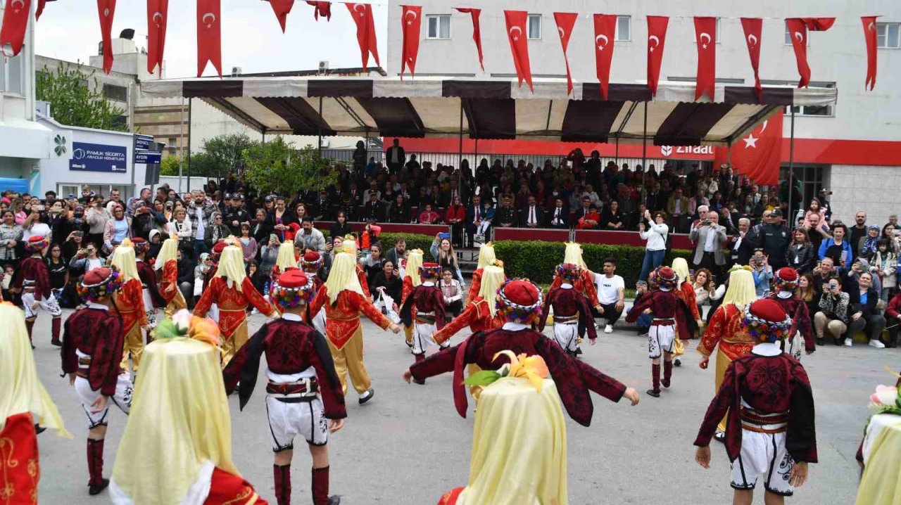 Söke’de 23 Nisan Ulusal Egemenlik ve Çocuk Bayramı kutlandı