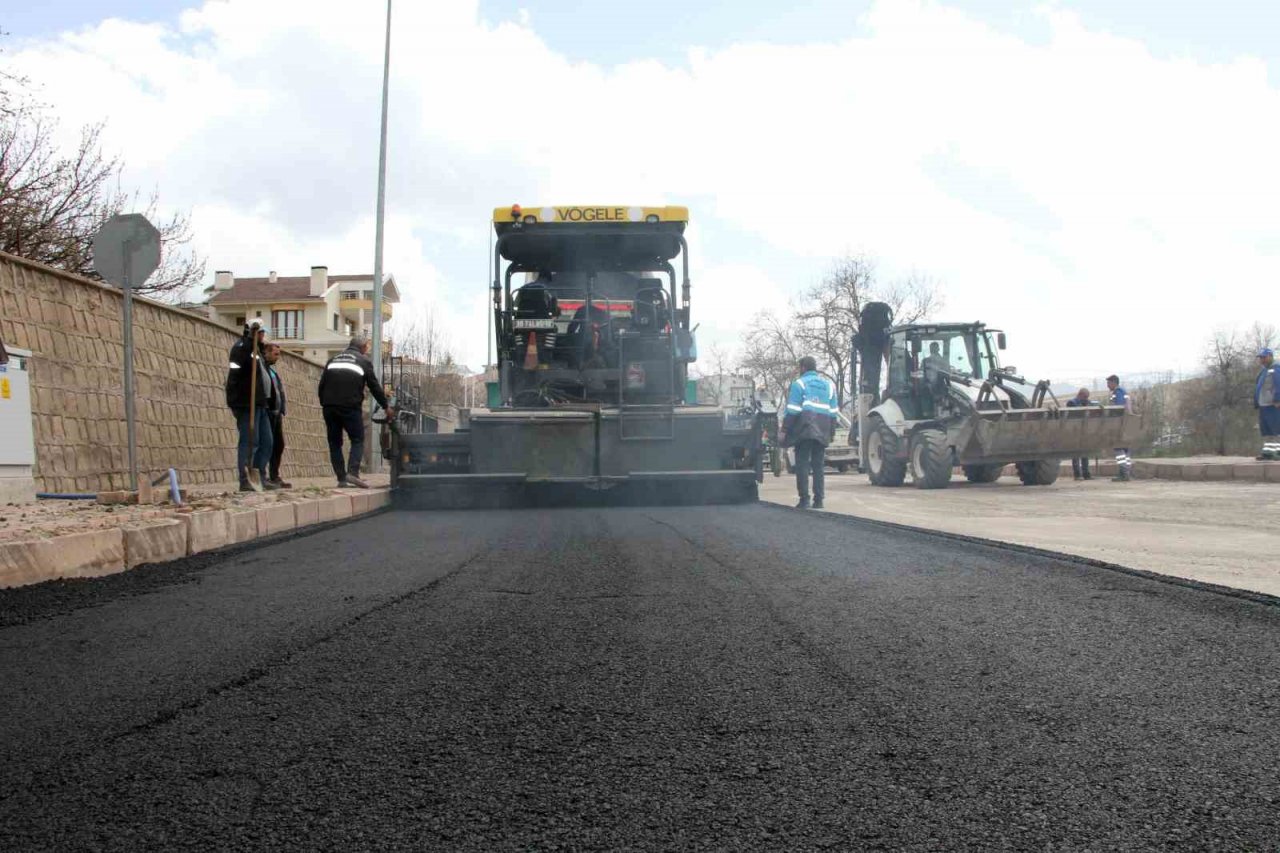 Talas’ta asfalt sezonu hızlı başladı