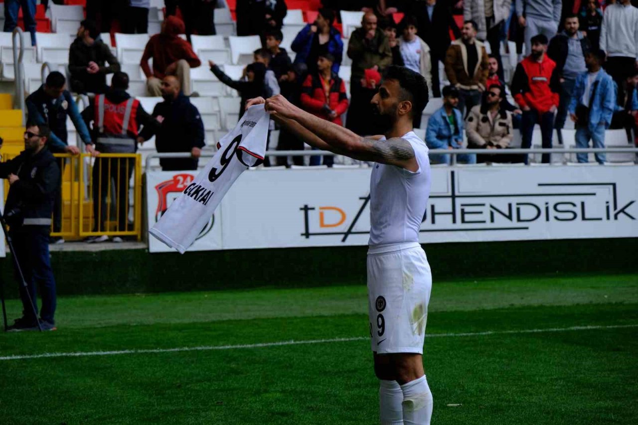 TFF 2. Lig: 24Erzincanspor: 0 - Çorum FK: 1