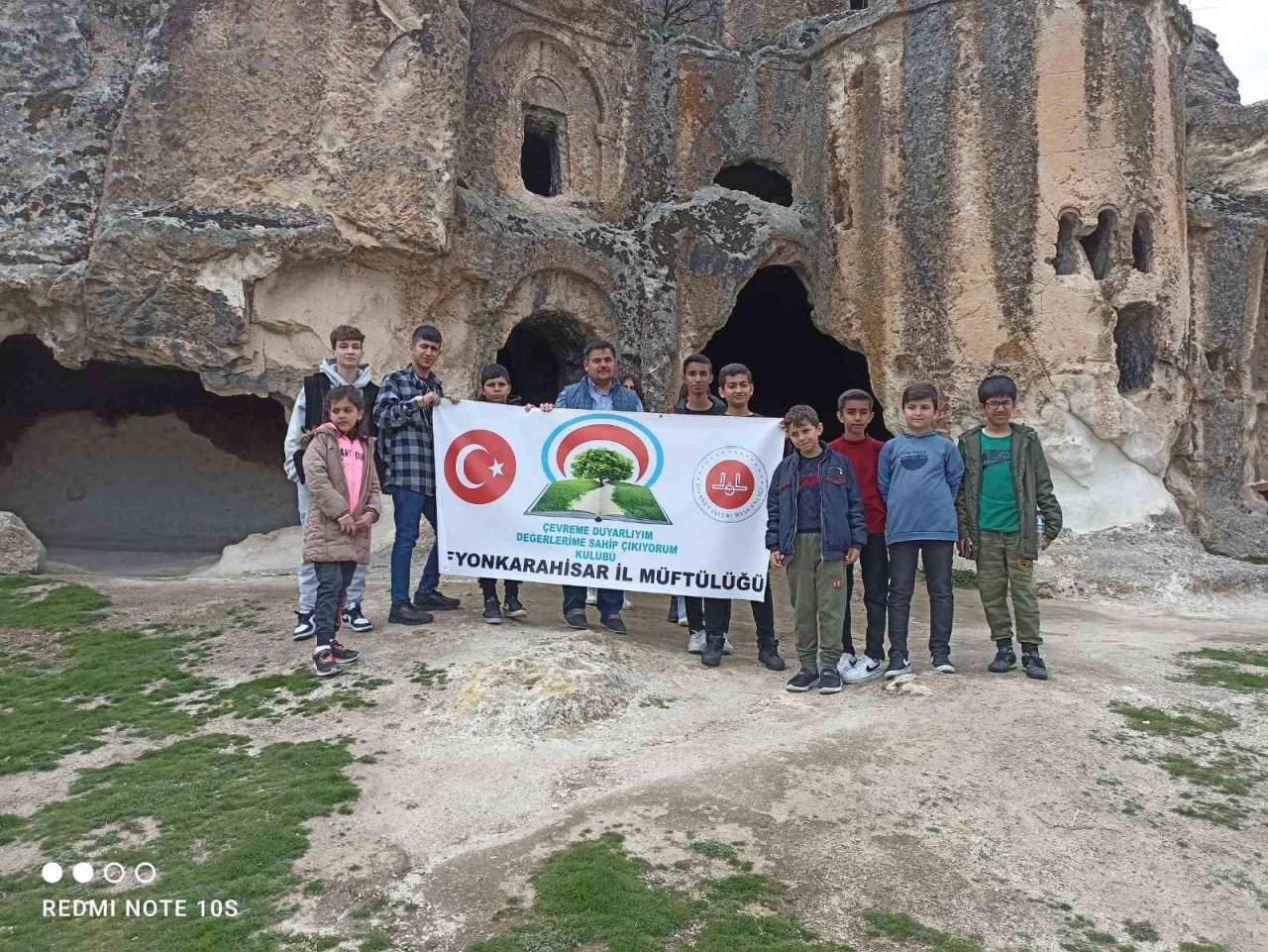 Depremzede Çocuklarla Frig Vadisi gezdi