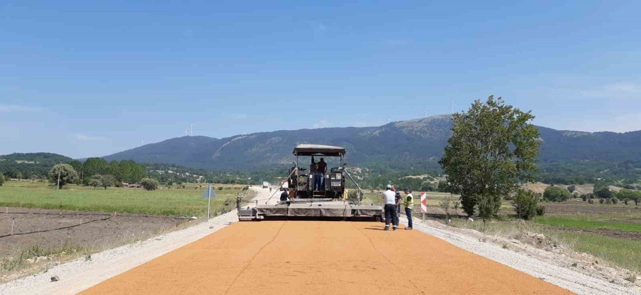 Balıkesir’de ilk beton yol yapılıyor