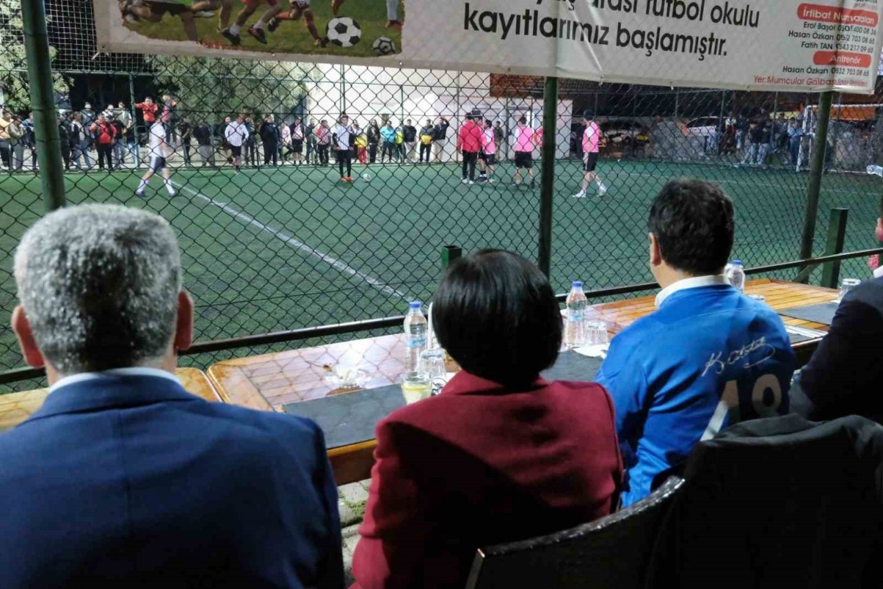 Bodrum’daki turnuvada şampiyon Otopark ekibi oldu