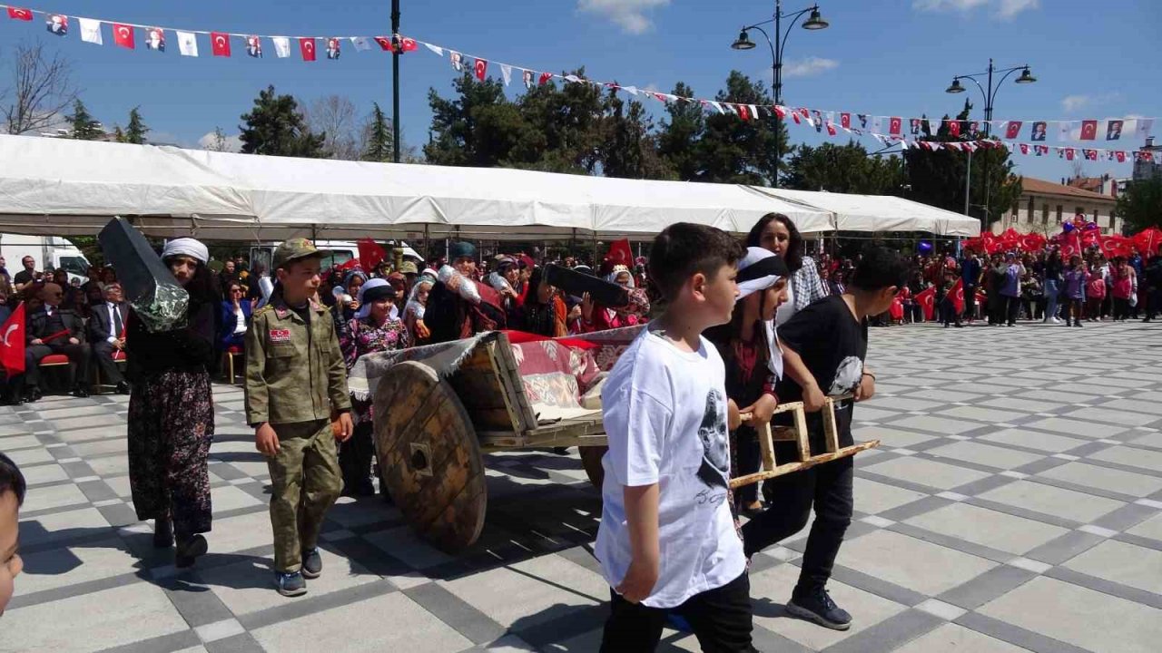 Burdur’da 23 Nisan coşkuyla kutlandı