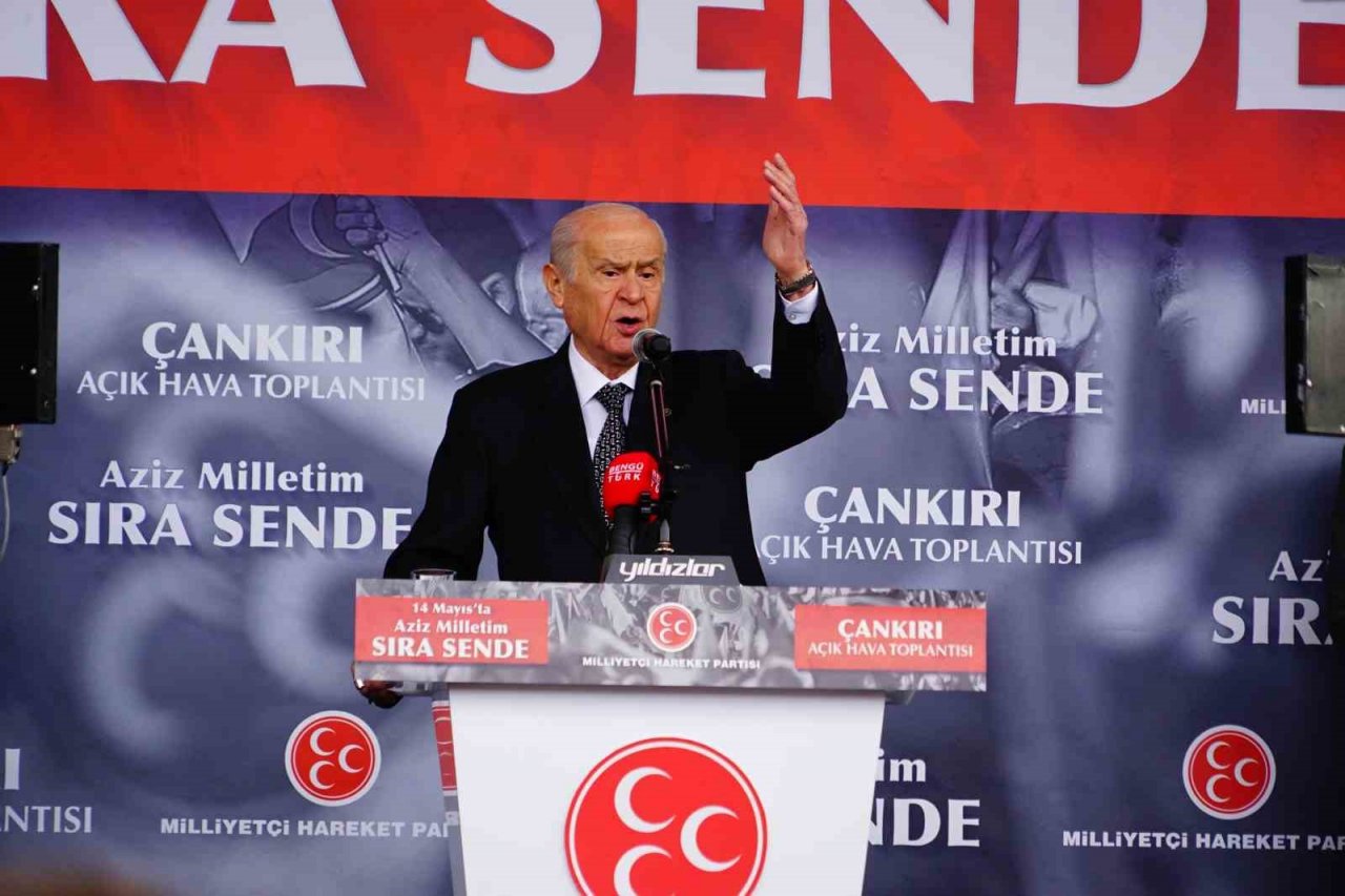 Bahçeli: "Kılıçdaroğlu Kürt kökenli kardeşlerimizin terörist muamelesi gördüğünü iddia etmiştir. Bu iddia düşman iddiasıdır"