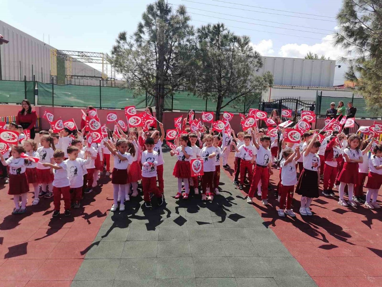 23 Nisan Ulusal Egemenlik ve Çocuk Bayramı, Denizli OSB’de coşkuyla kutlandı