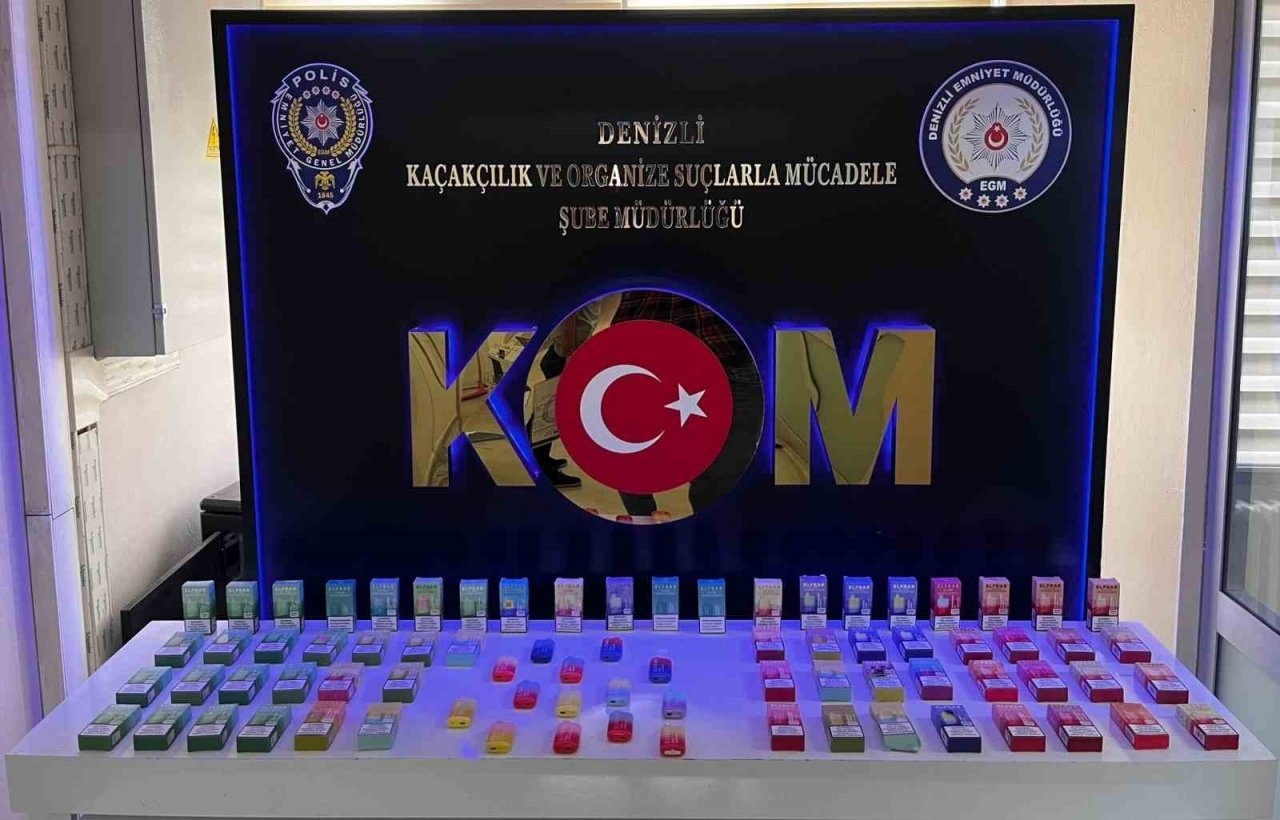 Kaçakçılık şebekelerine operasyon; 4 gözaltı