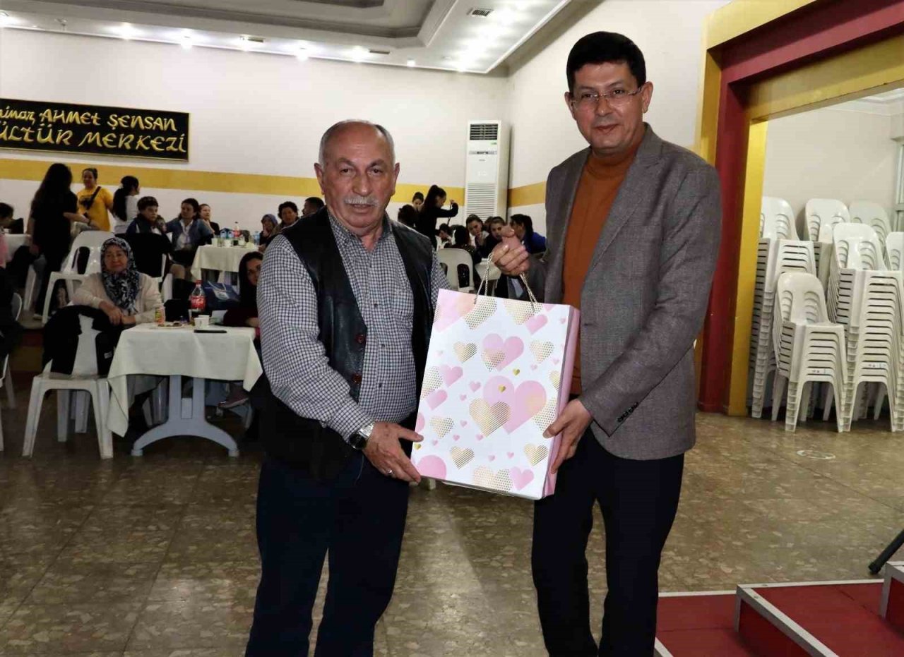 Dünya çocukları bu kez depremzedeler için buluştu