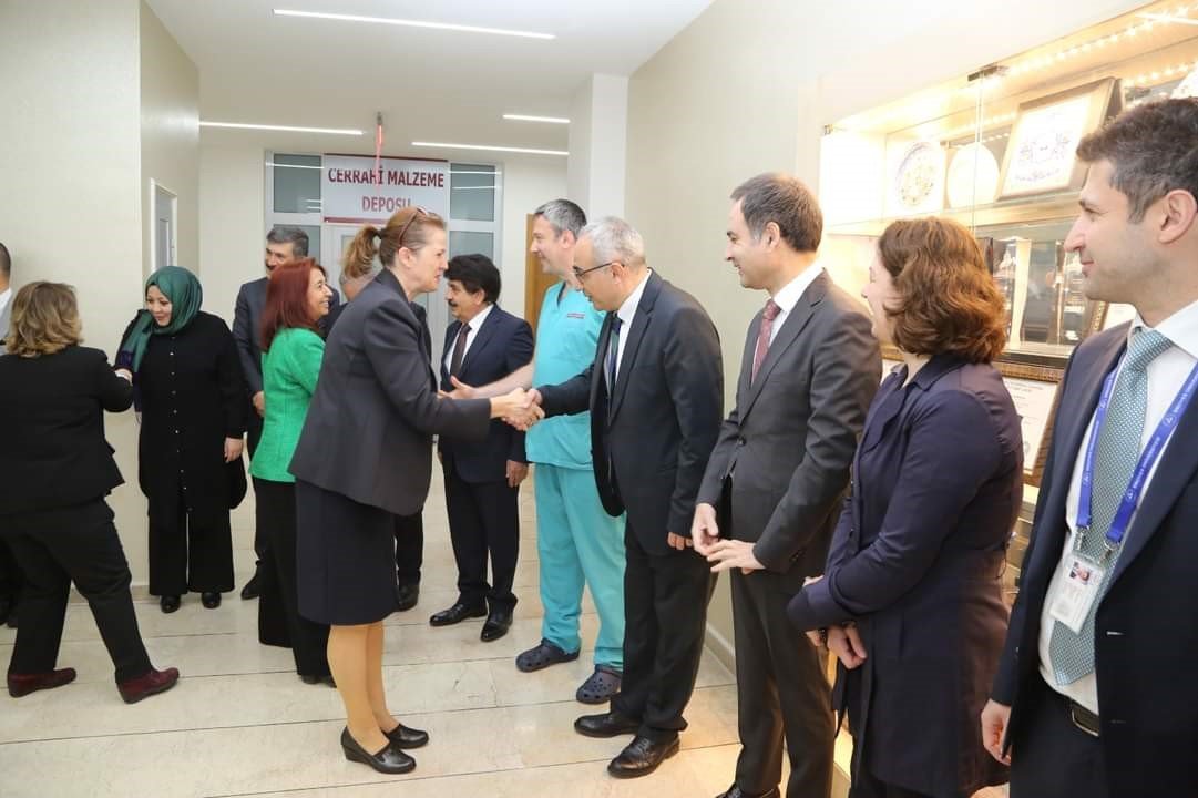 ERÜ Hastanelerinde bayramlaşma merasimi düzenlendi