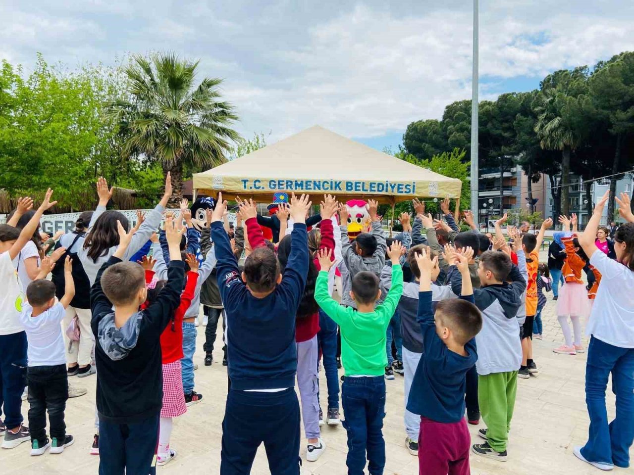 Germencik’te 23 Nisan çocuk şenliği heyecanı