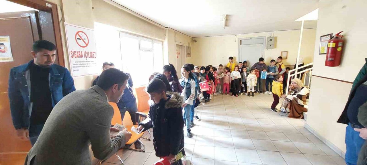 Eskişehir’de yaşayan Iraklı Türkmen çocukların Ramazan ve 23 Nisan Bayramı coşkusu