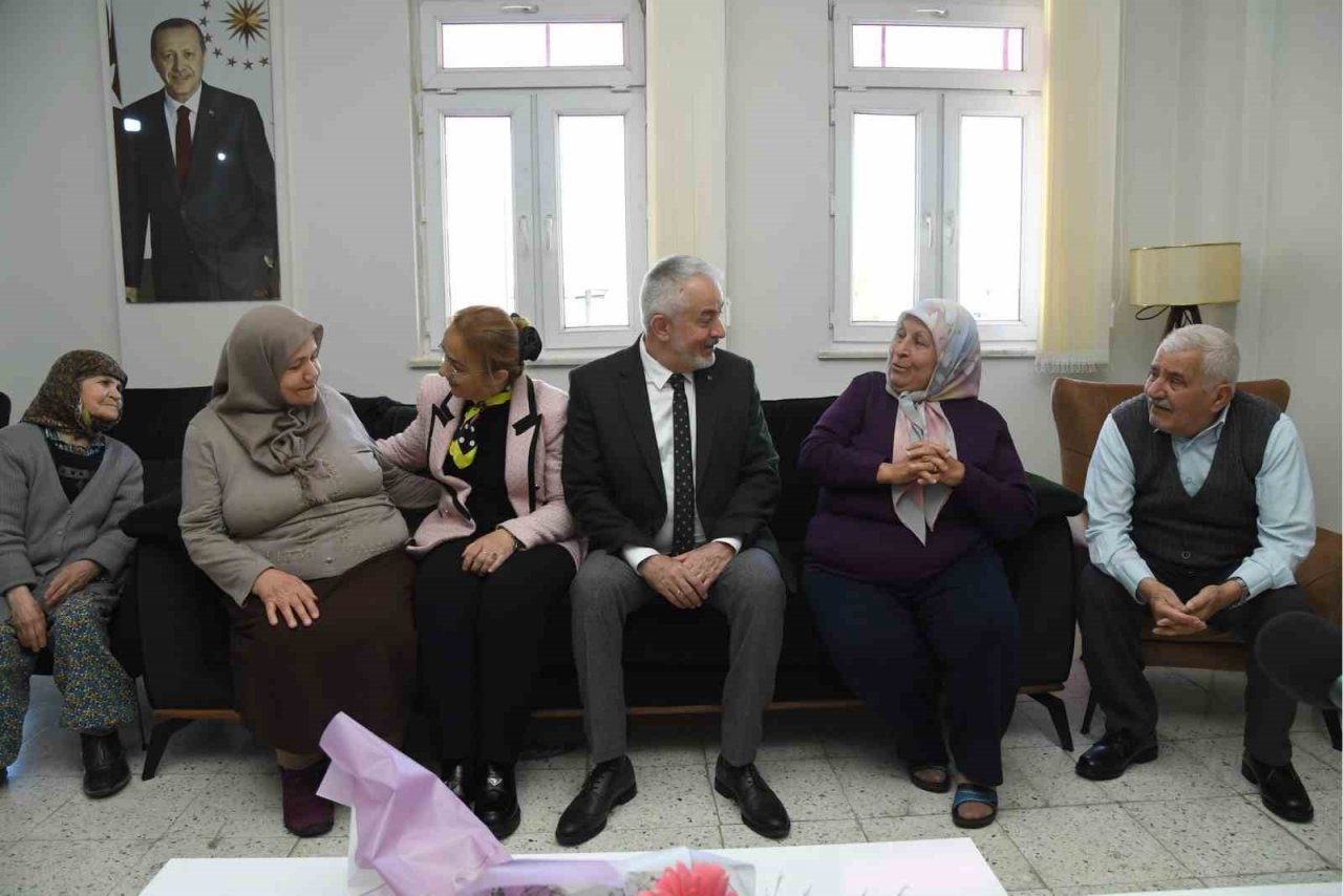 Isparta Belediyesi Yaşlı Destek Merkezi örnek oldu