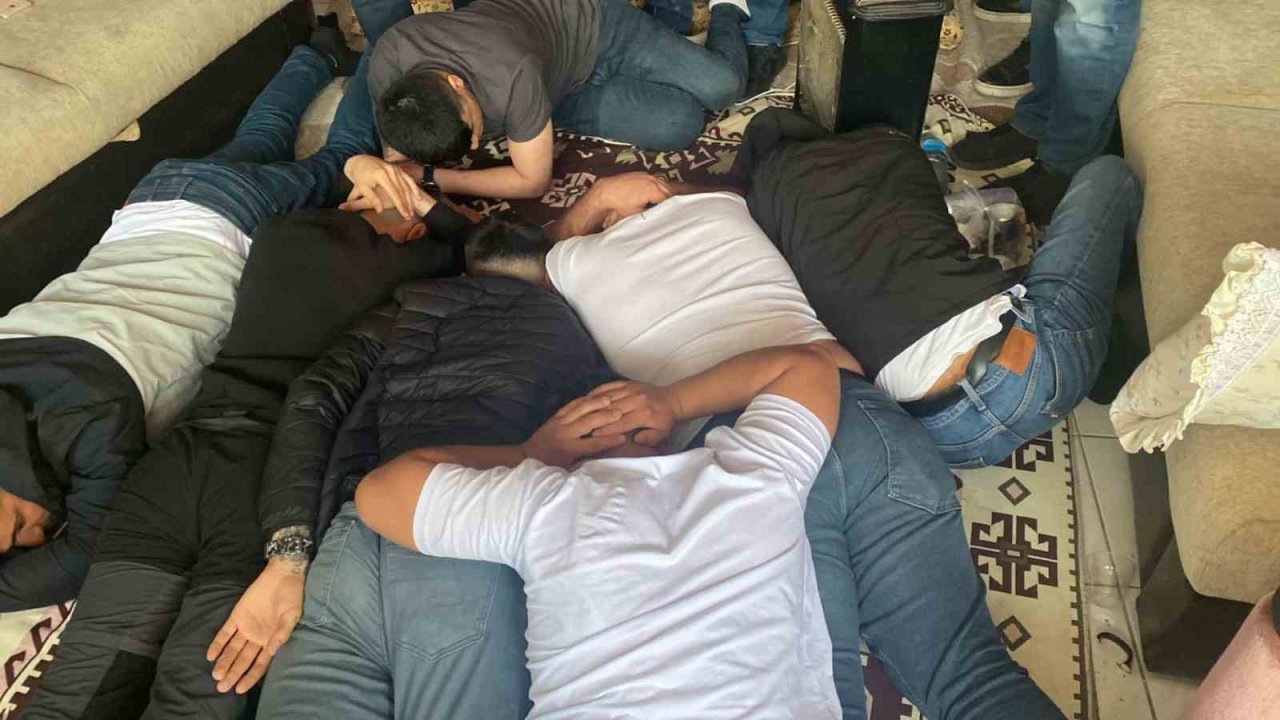 İzmir’de 1 kişinin öldüğü kahvehane baskınının yeni görüntü ortaya çıktı