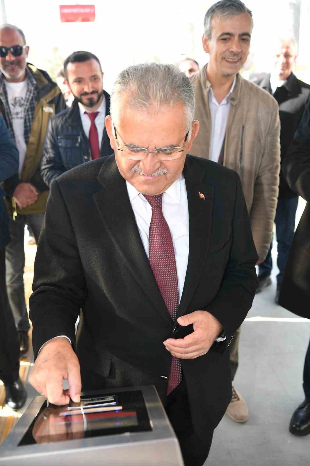 Büyükşehir, bayramda 236 bin vatandaşa tramvayla ücretsiz ulaşım hizmeti sağladı