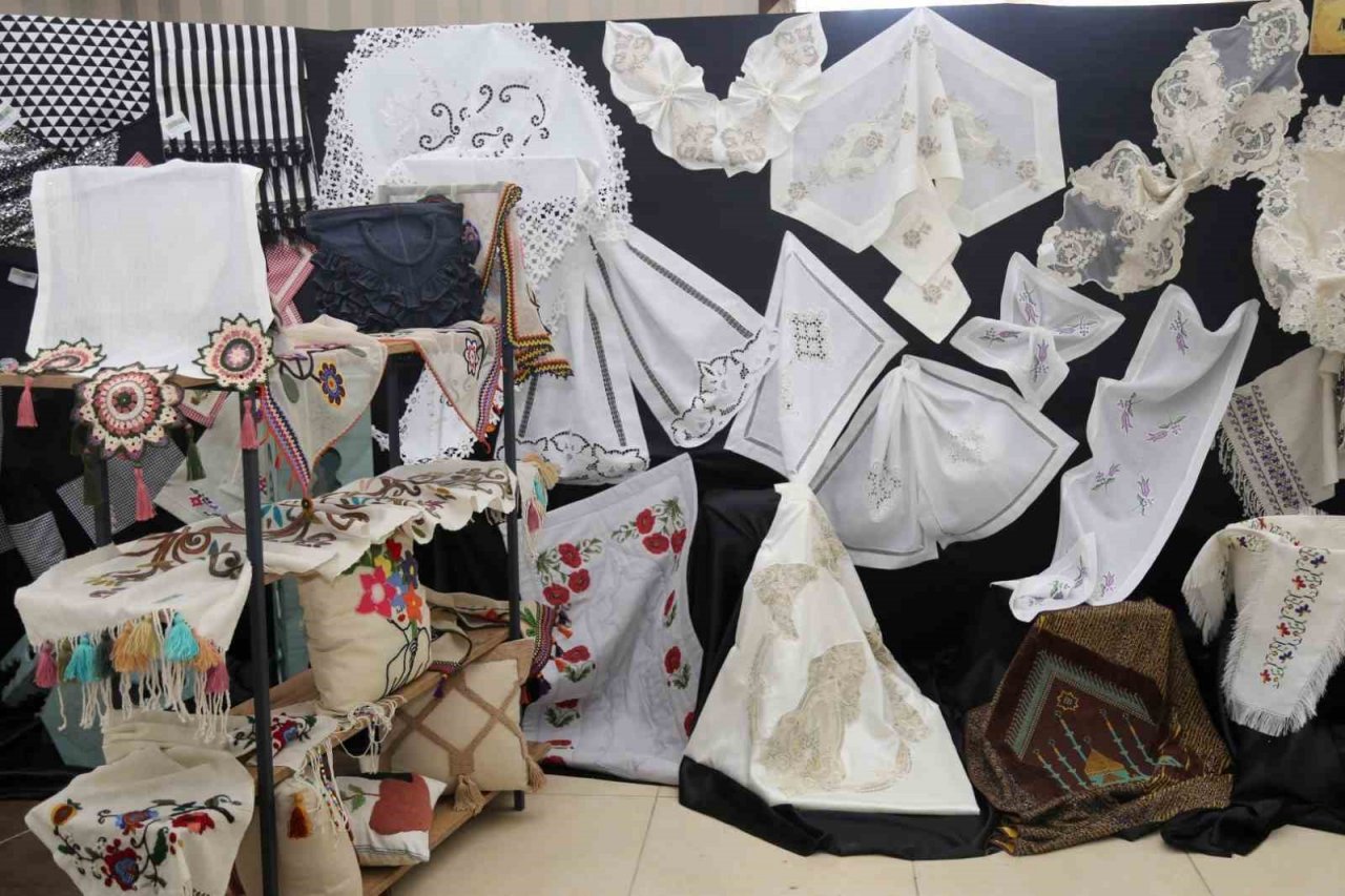 Kocaeli’nin sanat merkezinde 214 bin 461 kişiye eğitim verildi