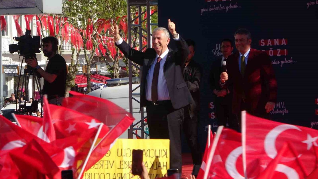 Millet İttifakı Cumhurbaşkanı Adayı Kılıçdaroğlu, Uşaklılara vaatlerini anlattı
