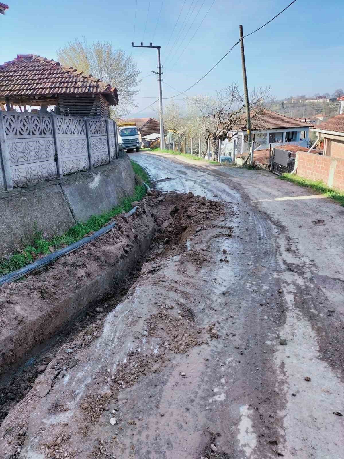 O mahallede 5 bin 500 metrelik içme suyu hattı yenilendi