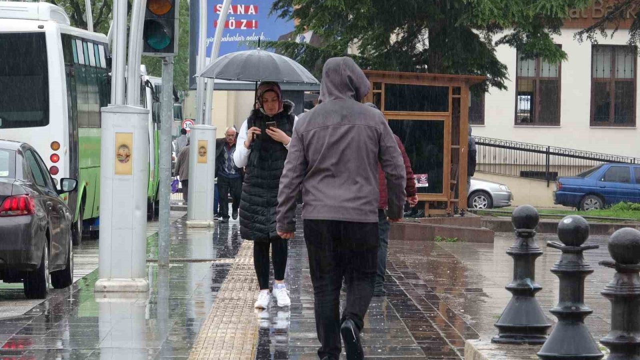 Tokat’ta sağanak yağış etkili oldu