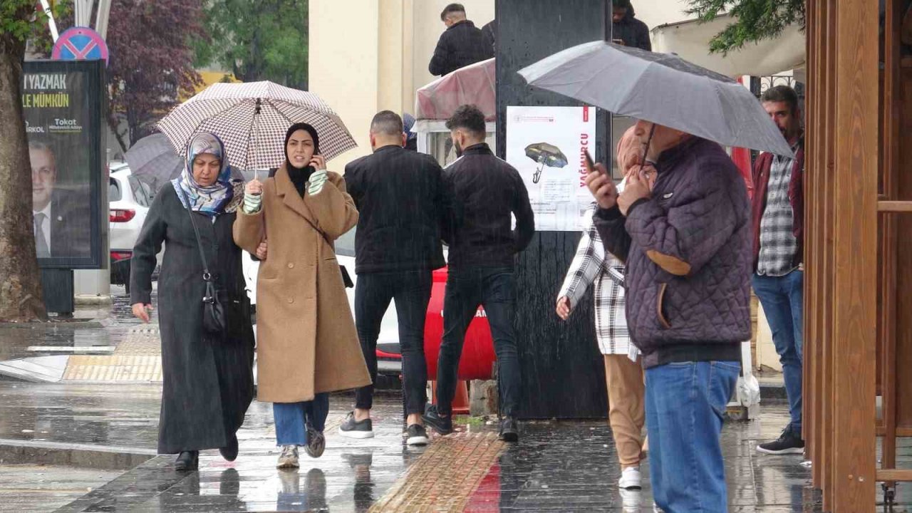 Tokat’ta sağanak yağış etkili oldu