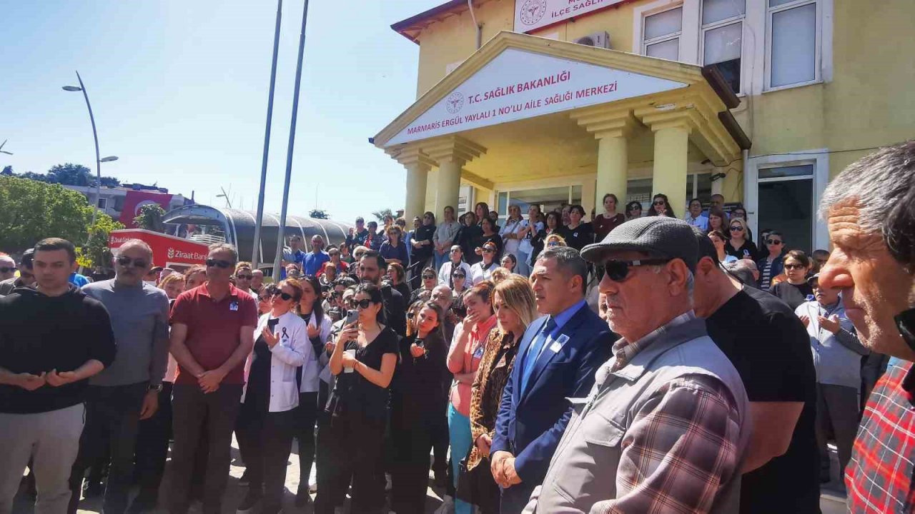 Trafik kazasında hayatını kaybeden doktor, son yolculuğuna uğurlandı