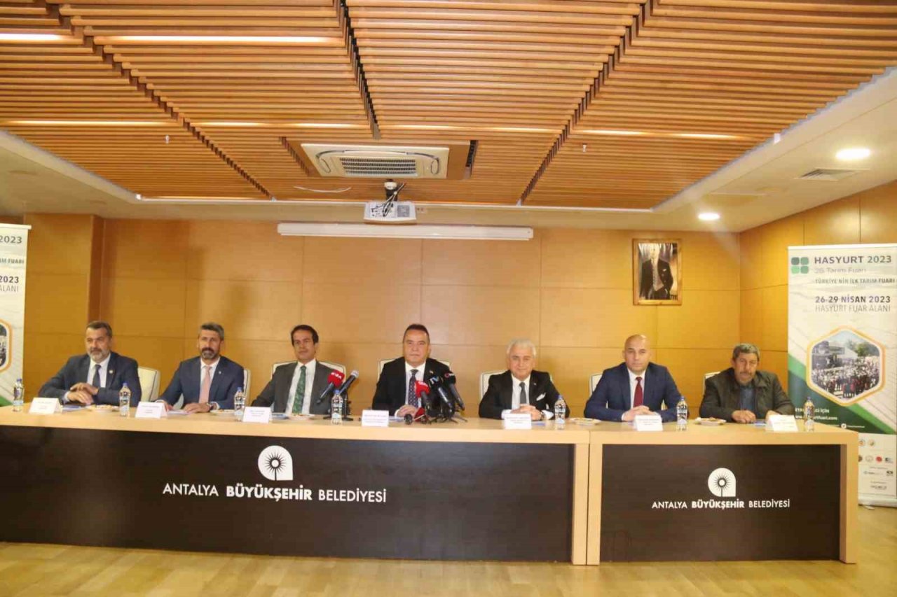Başkan Böcek: “Antalya’mız, tarımda üretim kapasitesiyle 1’inci sırada”