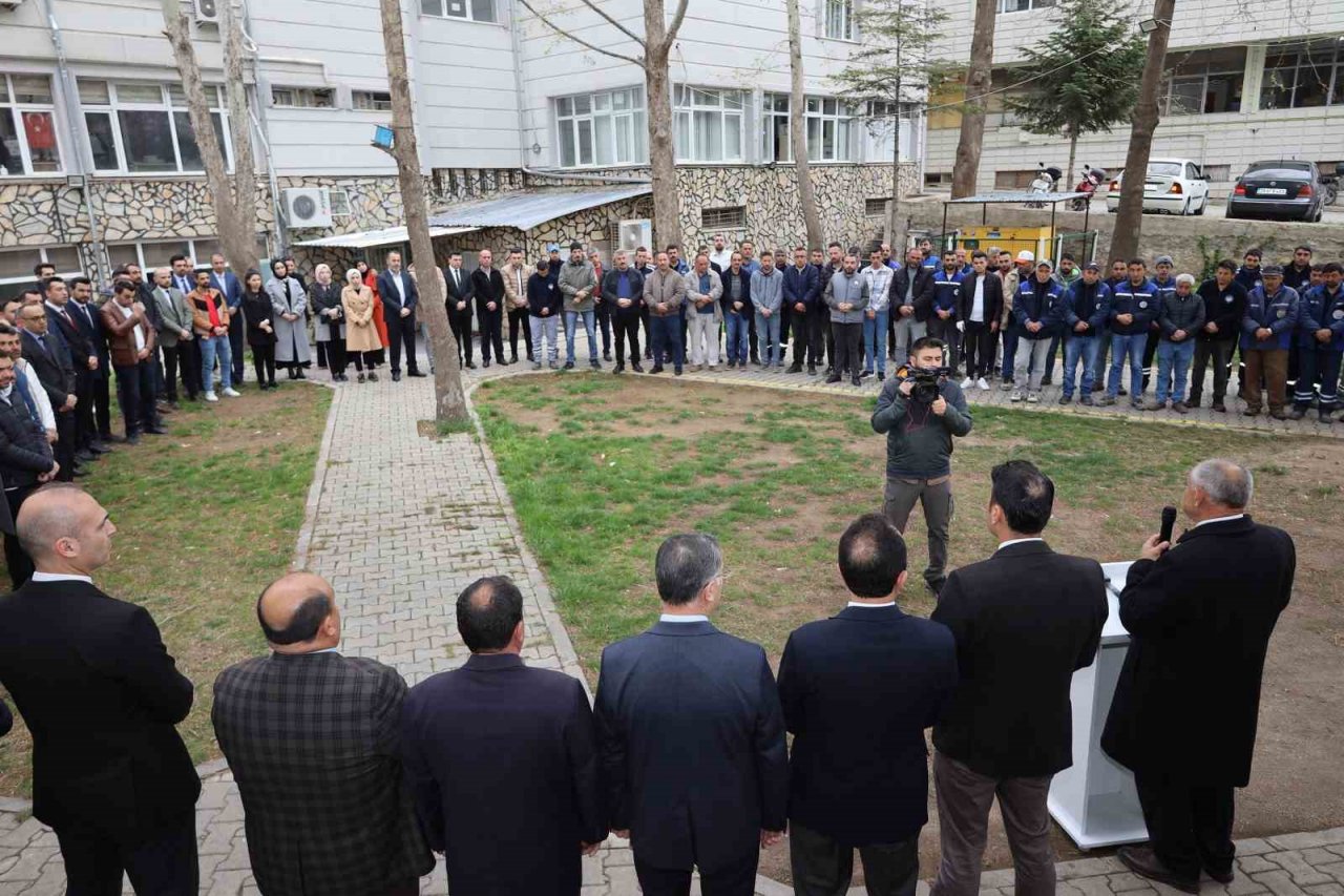 Başkan Esat Öztürk personelle bayramlaştı