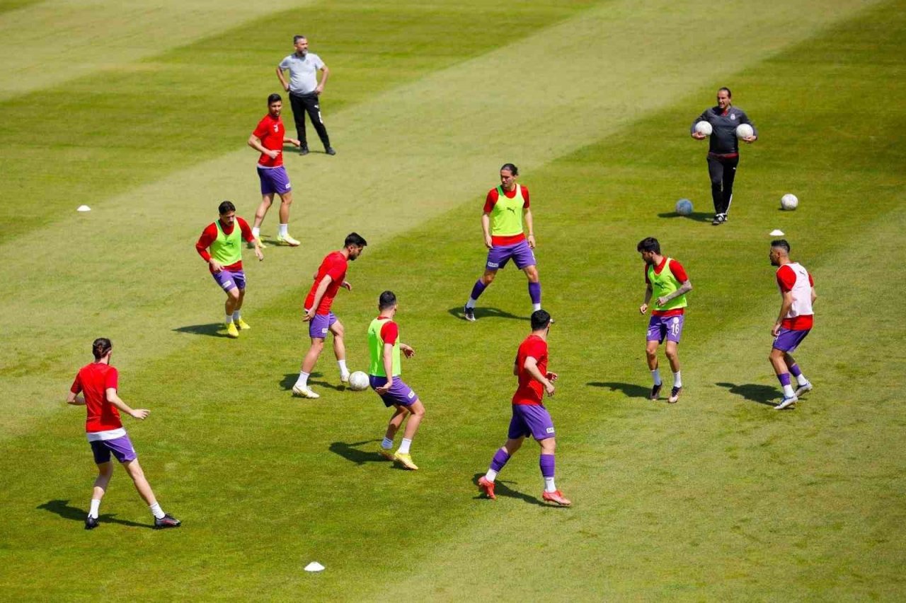 Afyonspor, Isparta 32 Spor maçı hazırlıklarına başladı