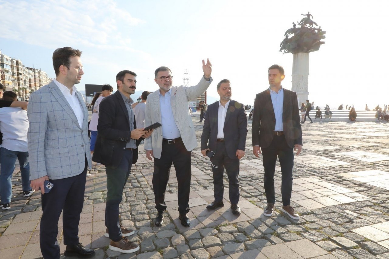 AK Parti İzmir, Cumhurbaşkanı Erdoğan’ın mitingi için çağrı yaptı