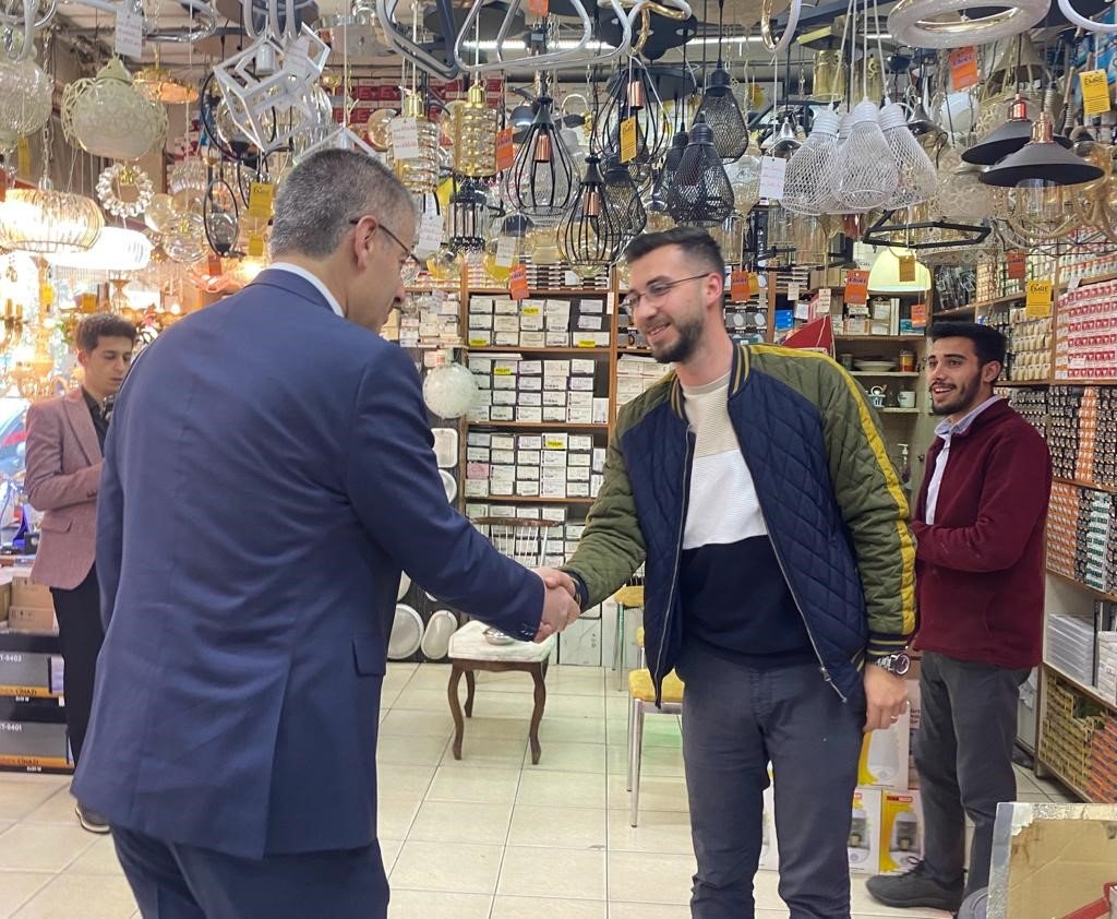 Seçim çalışmalarını sürdüren Çopuroğlu: “Saha ’13. Cumhurbaşkanı Recep Tayyip Erdoğan olacak’ diyor”