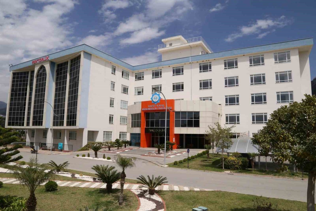 ALKÜ’lü akademisyenlere Avrupa’dan tam destek