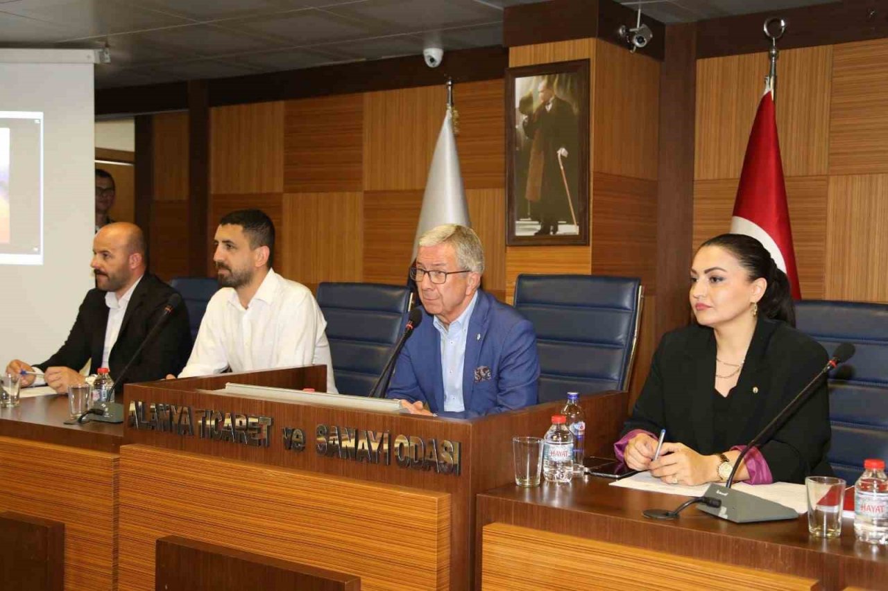 ALTSO, meclis huzur haklarını Türk İş Dünyası Konut Seferberliği’ne bağışladı