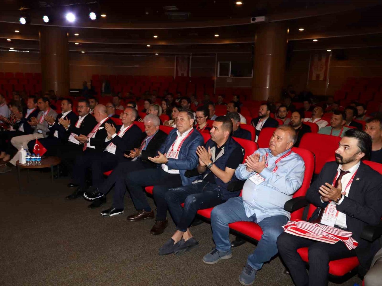 Antalyaspor Kulübü’nde tüzük değişikliği