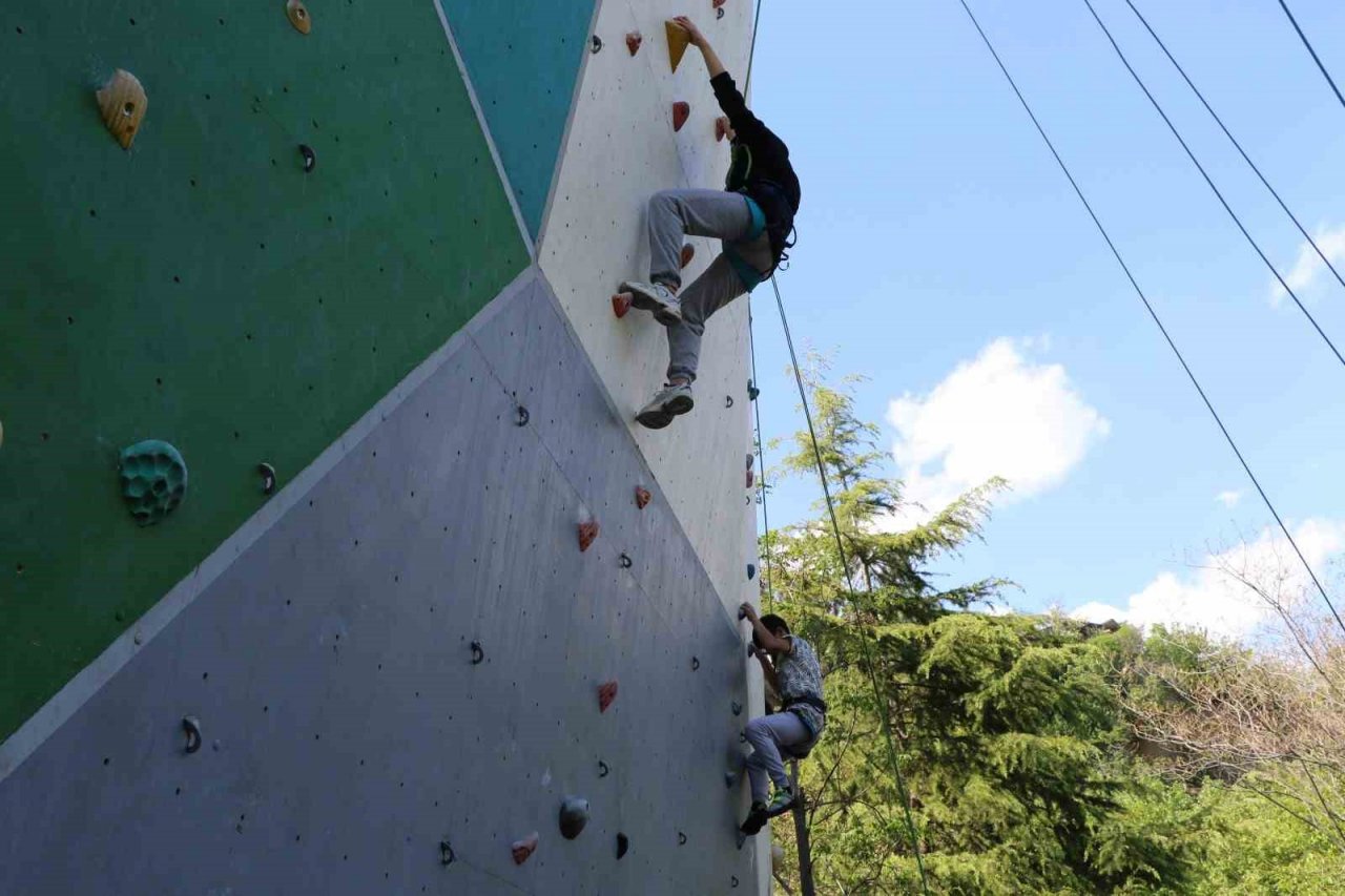Zirvede heyecan yaşayan sporcular, Aydın’ı temsil edecek
