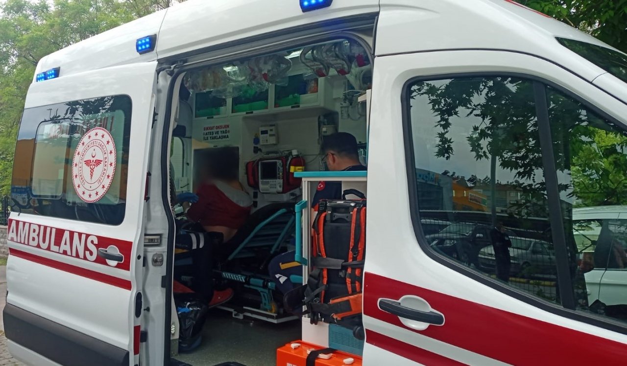 Parkta sızan 2 genç kadın ekipleri alarma geçirdi