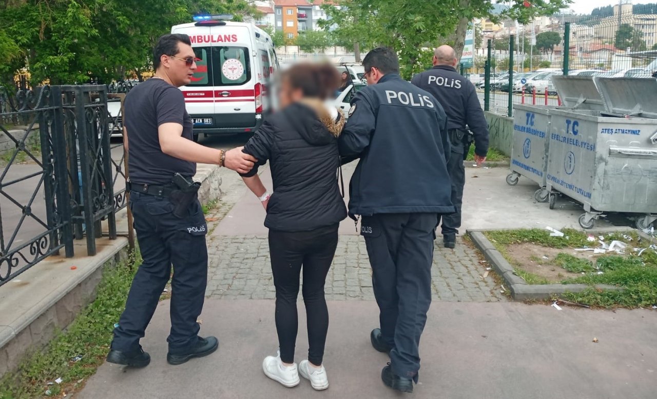 Parkta sızan 2 genç kadın ekipleri alarma geçirdi