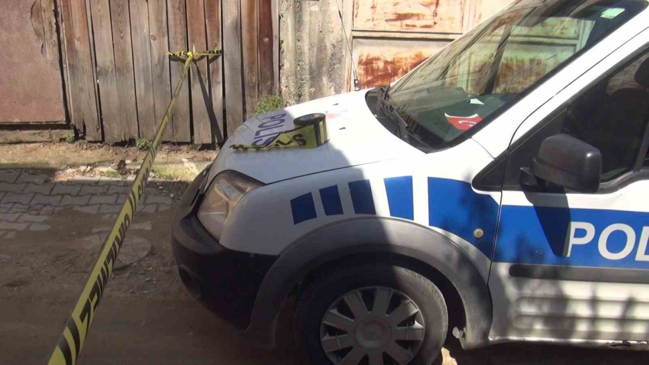 Eski eşinin evine defalarca ateş etti, eski kayınvalidesini yaraladı