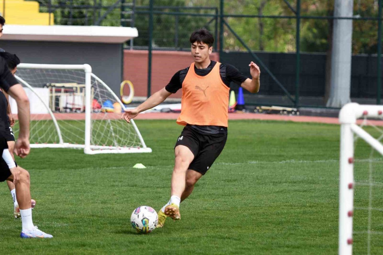 Manisa FK’da Keçiörengücü maçı hazırlıkları başladı